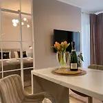 Apartman Urban Opolska 10 No 29 -rooftop Garden - Free Garage - Luxury *