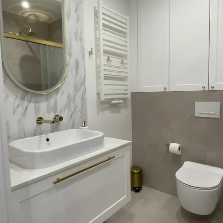 Urban Opolska 10 No 29 -rooftop Garden - Balcony - Air Condition - Free Garage - Luxury 아파트