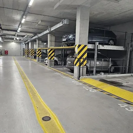 Urban Luxury Opolska 10 No 29, Free Garage, Self Check-in
